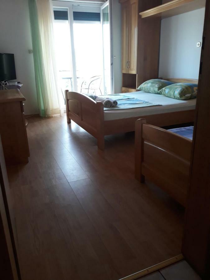San Lorenzo Lopar Buitenkant foto